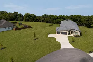 1701 Flint Cir, Van Alstyne, TX 75495 - Photo 12