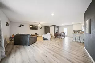 106 Glenview Pl, Hutchins, TX 75141 - Photo 4