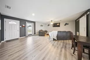 106 Glenview Pl, Hutchins, TX 75141 - Photo 6