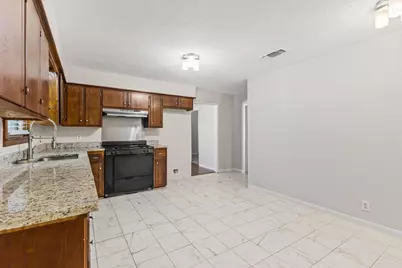 904 S Gribble Street, Sherman, TX 75090 - Photo 10