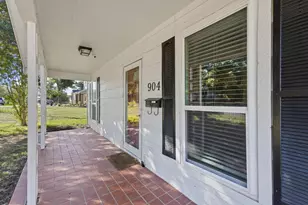 904 S Gribble St, Sherman, TX 75090 - Photo 6