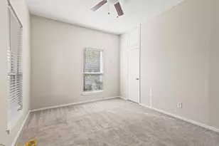 904 S Gribble St, Sherman, TX 75090 - Photo 16