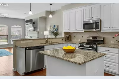 4129 Comanche Drive, Carrollton, TX 75010 - Photo 4
