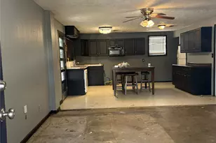 1512 N Elm St, Weatherford, TX 76086 - Photo 12