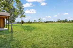 300 Private Road 36008, Honey Grove, TX 75446 - Photo 30