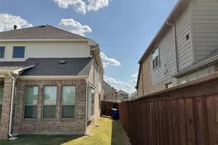 2008 Johnson Rd, Mansfield, TX 76063 - Photo 6