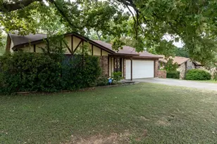 700 Del Mar Ln, Arlington, TX 76012 - Photo 8