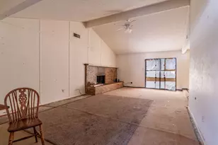 700 Del Mar Ln, Arlington, TX 76012 - Photo 14