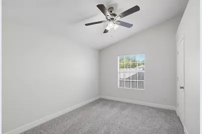 404 Spencer Circle, Grand Prairie, TX 75052 - Photo 12
