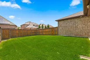 12253 Curry Creek Dr, Frisco, TX 75035 - Photo 36