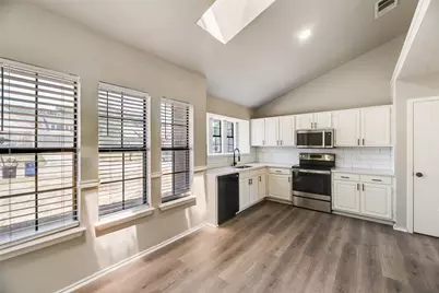 3305 Fairview Drive, Corinth, TX 76210 - Photo 4