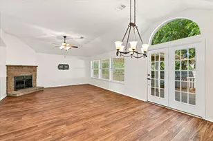 7801 Stansfield Dr, Fort Worth, TX 76137 - Photo 20