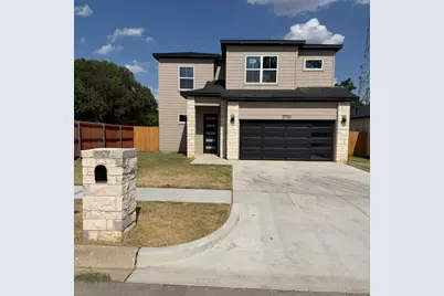 2701 S Jones Street, Fort Worth, TX 76104 - Photo 1
