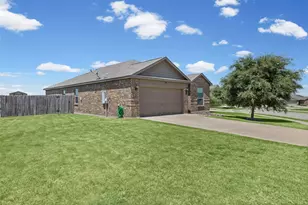110 Alamo Way, Venus, TX 76084 - Photo 2