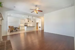 316 Bluffside Trail, Benbrook, TX 76126 - Photo 18