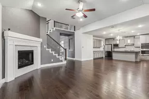 906 Overton Ave, Celina, TX 75009 - Photo 2