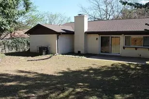 7517 Castillo Rd, Fort Worth, TX 76112 - Photo 10