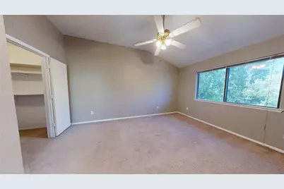 650 Harvest Hill Street, Lewisville, TX 75067 - Photo 6