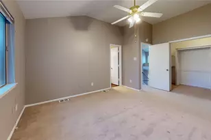 650 Harvest Hill St, Lewisville, TX 75067 - Photo 4