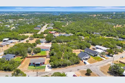 2513 Creekview Drive, Granbury, TX 76048 - Photo 8