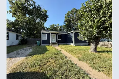 1033 S Hub Street, Sherman, TX 75090 - Photo 2