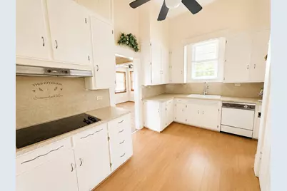808 E Limestone Avenue, Mart, TX 76664 - Photo 2