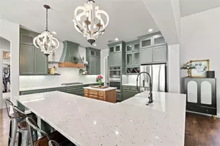 1240 Crown Valley Dr, Weatherford, TX 76087 - Photo 2