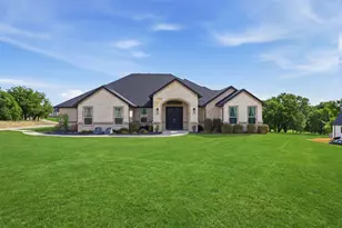 3036 Deer Ct, Weatherford, TX 76085 - Photo 2