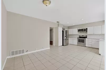 11940 Leisure Drive, Dallas, TX 75243 - Photo 10