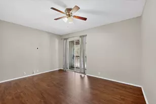 11940 Leisure Dr, Dallas, TX 75243 - Photo 12