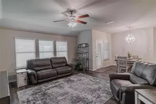 562 Jamestown Ln, Fate, TX 75189 - Photo 2