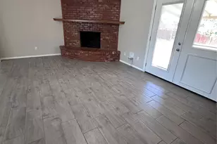 1321 Hurstview Dr, Hurst, TX 76053 - Photo 6