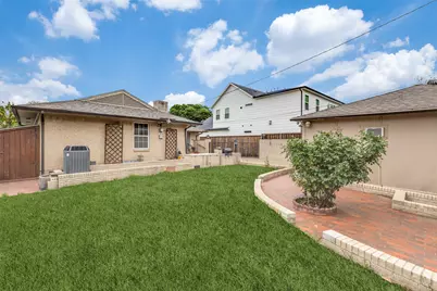 9210 Larchwood Drive, Dallas, TX 75238 - Photo 12