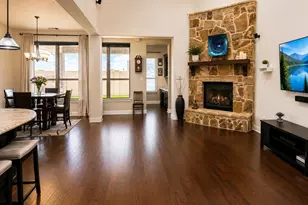 416 Vine St, Irving, TX 75039 - Photo 2
