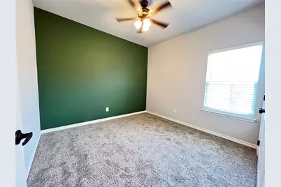 808 E Northside Drive, Pilot Point, TX 76258 - Photo 10