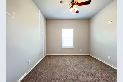 808 E Northside Drive, Pilot Point, TX 76258 - Photo 14