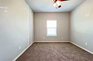 808 E Northside Dr, Pilot Point, TX 76258 - Photo 14