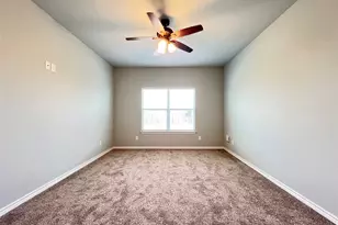 808 E Northside Dr, Pilot Point, TX 76258 - Photo 6