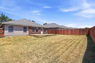 1217 Bellevue Dr, Princeton, TX 75407 - Photo 4