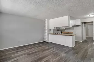 1709 Short St, Cleburne, TX 76033 - Photo 6