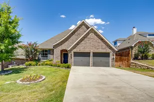548 Inwood St, Benbrook, TX 76126 - Photo 2
