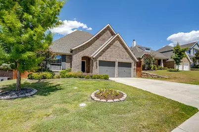548 Inwood Street, Benbrook, TX 76126 - Photo 1