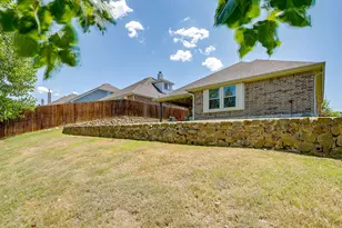 548 Inwood St, Benbrook, TX 76126 - Photo 38
