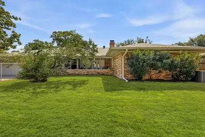 10461 Carry Back Circle, Dallas, TX 75229 - Photo 22