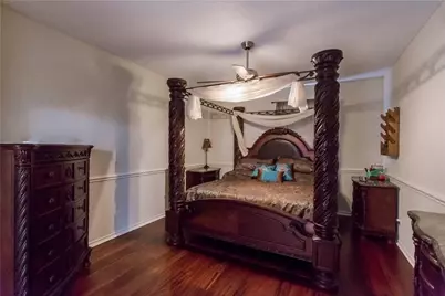 6103 Crystalwood Court, Dallas, TX 75249 - Photo 10