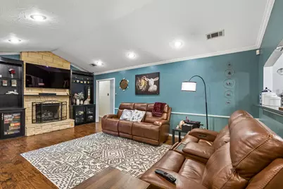 1709 Timbers Drive, Irving, TX 75061 - Photo 12