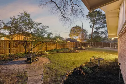 1709 Timbers Drive, Irving, TX 75061 - Photo 34