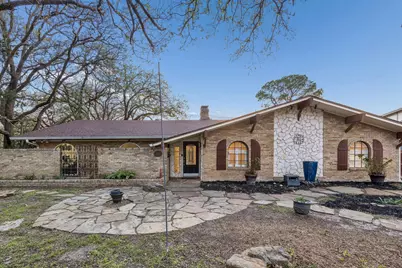 1709 Timbers Drive, Irving, TX 75061 - Photo 2