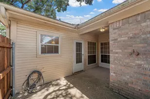 333 Old Mill Creek Dr, Woodway, TX 76712 - Photo 24