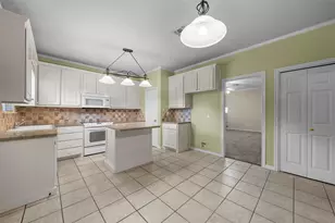 333 Old Mill Creek Dr, Woodway, TX 76712 - Photo 10